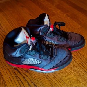 Nike Air Jordan 5 Satin